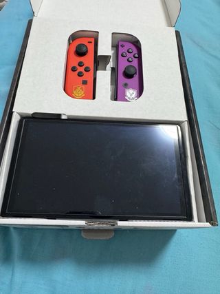 Nintendo Switch OLED Edición Pokémon Escar/purpura