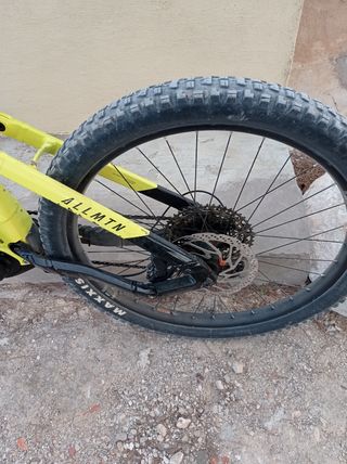 Bicicleta Eléctrica Haibike ALL MTN 730W hora