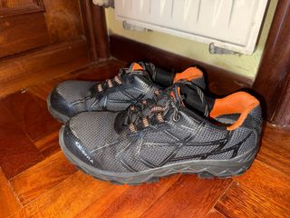 Zapatos de seguridad COFRA Talla 39.