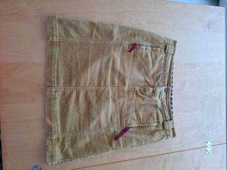 Falda Burberry Beige