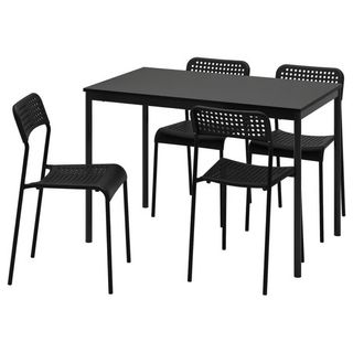 Mesa y 4 Sillas Ikea Negras