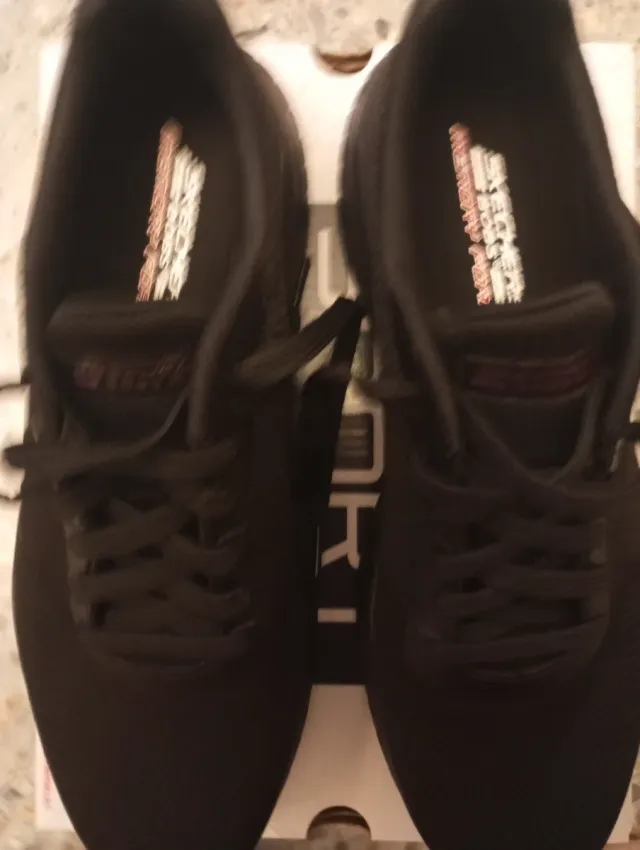 Zapatillas Skechers Negras