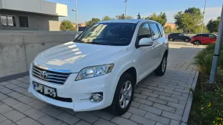 Toyota RAV4 2011