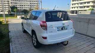 Toyota RAV4 2011