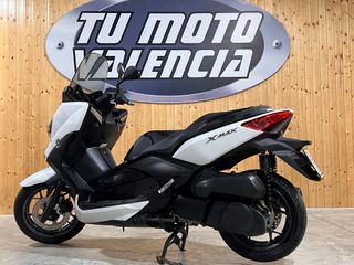 Yamaha XMAX 250