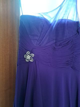 Vestido de fiesta morado