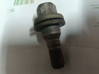 Tornillos Ruedas PSA