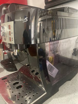Cafetera Automática DeLonghi Magnifica S