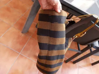Borsa Fendi a righe marroni e nere