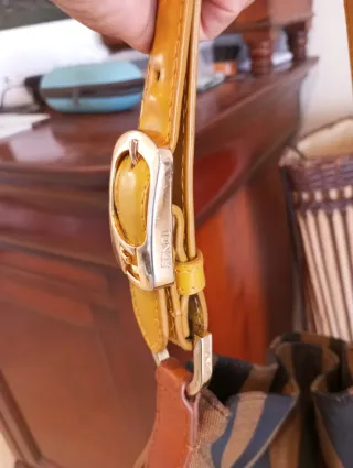 Borsa Fendi a righe marroni e nere
