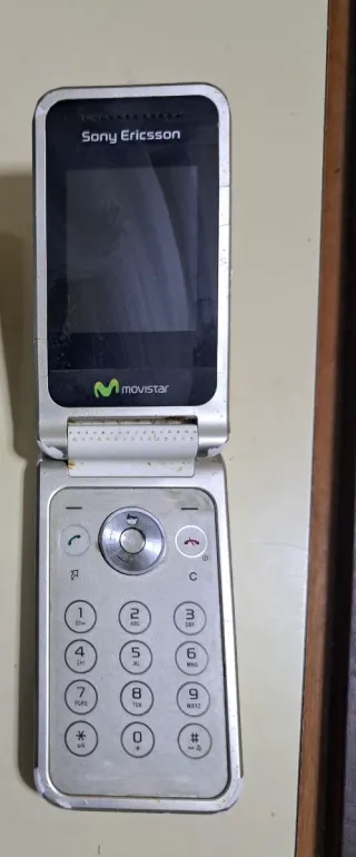 Telefono Sony Ericsson Movistar Flip