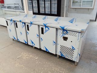 Bajo mostrador 4 puertas fabricacion propia