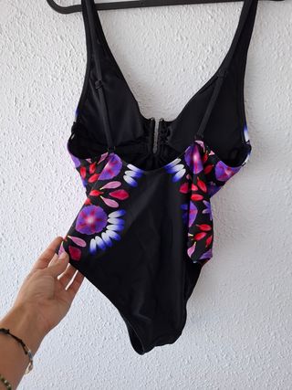 Bañador Desigual floral negro multicolor