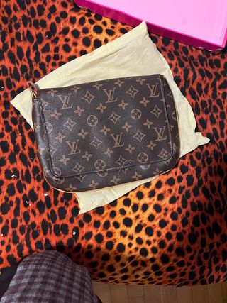 Bolso Louis Vuitton bandolera marrón