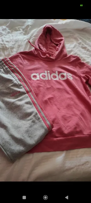 Chándal Adidas chica gris y rosa