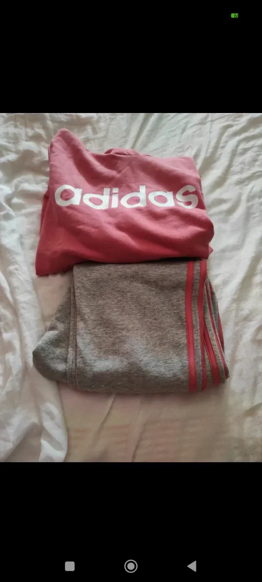 Chándal Adidas chica gris y rosa