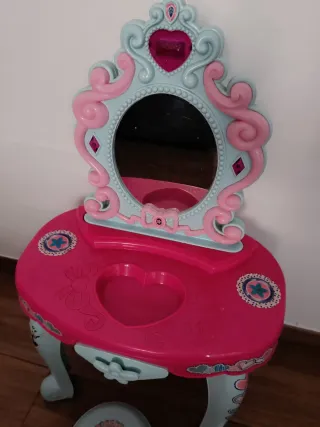Cuna de madera bebé + Lote de regalos
