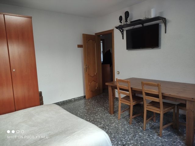 Habitación doble estudio en alquiler