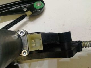 ELEVALUNAS DELANTERO IZQUIERDO para VOLKSWAGEN GOLF VII LIM. 0 97720