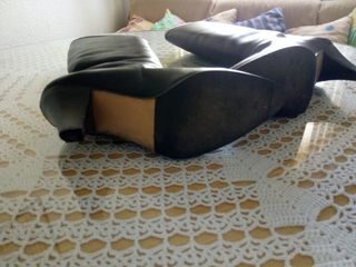 Botas de piel negras talla 35