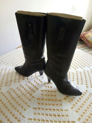 Botas de piel negras talla 35