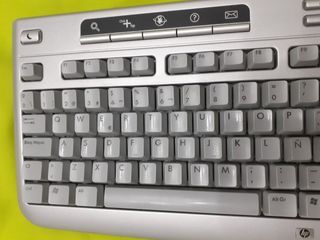 Teclado inalámbrico HP 