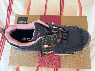 Zapatillas montaña CMP Talla 41 Nuevas 