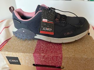 Zapatillas montaña CMP Talla 41 Nuevas 