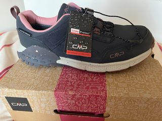 Zapatillas montaña CMP Talla 41 Nuevas 