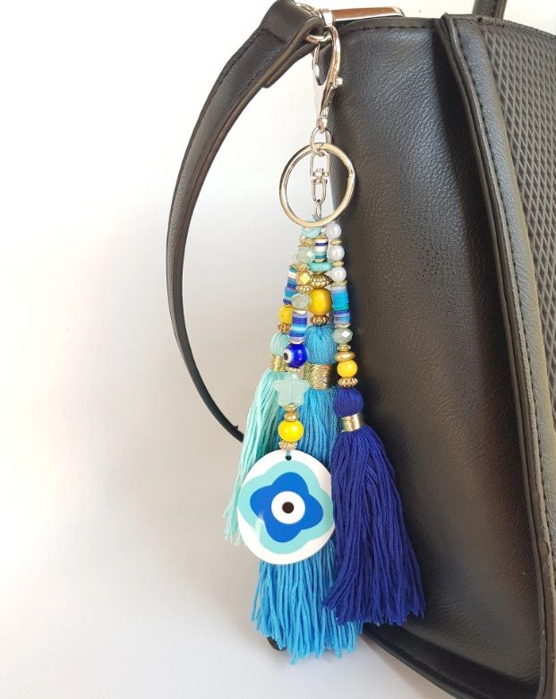 Porta-chaves Feito à Mão com Pompoms e Olho Turco 
