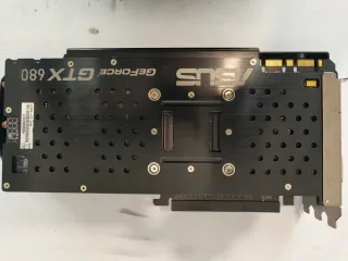 ASUS GTX 680 DirectCU II Tarjeta Gráfica