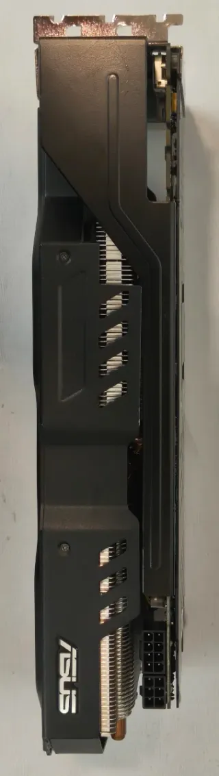ASUS GTX 680 DirectCU II Tarjeta Gráfica