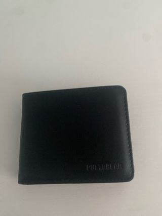 Cartera Pull&Bear negra sin usar precio negociable