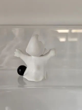 Pitufo Halloween Blanco con Bola Negra
