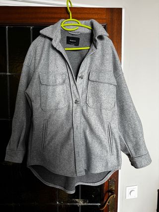 Sobrecamisa paño gris Stradivarius