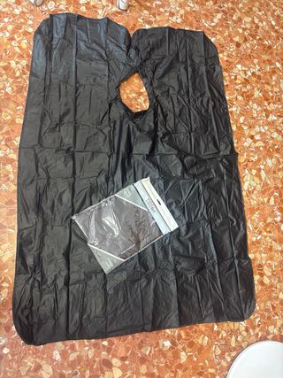 Capa Corta Pelo Eurostil Profesional Negra