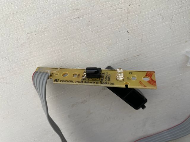 Sensor do Comando Remoto VESTEL 17LD143-4 NOVO