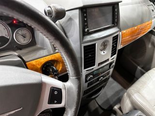 Chrysler Voyager SE 2.8 CRD Auto