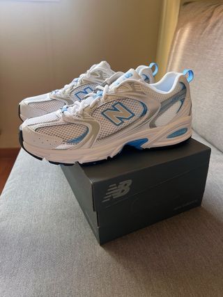 Zapatillas New Balance 530 Azul y Blanco