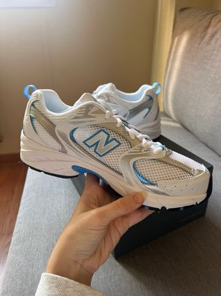 Zapatillas New Balance 530 Azul y Blanco