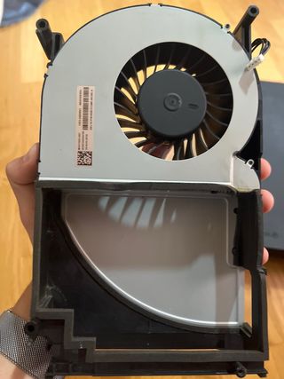 Carcasas y ventilador Xbox One X