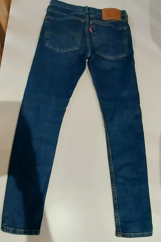 Pantalón Levis auténtico azul como nuevo