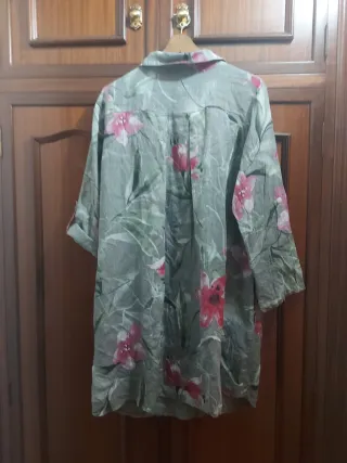 Camisola estampada flores talla única