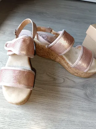 Sandalias Kylie Plataforma Doradas Rosadas