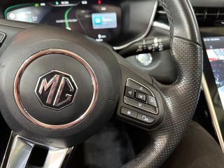 MG Marvel R 70kWh Luxury