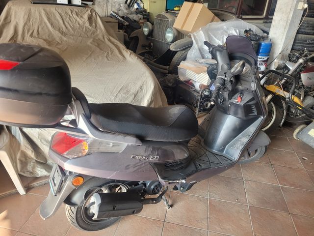 Kymco Dink 50 scooter