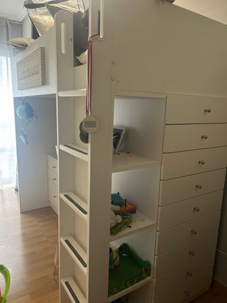 Litera SMÅSTAD con escritorio blanco