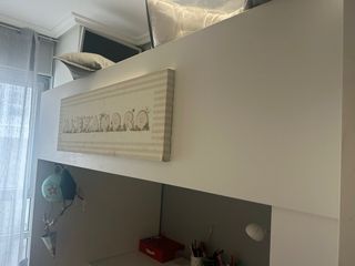 Litera SMÅSTAD con escritorio blanco