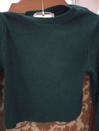 Maglia verde a costine