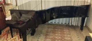 Piano Steinway & Sons